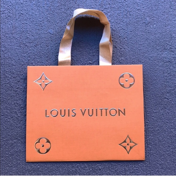 Louis Vuitton Accessories - Limited Edition Louis Vuitton shopping bag
